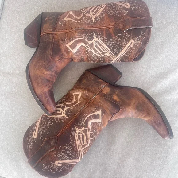 Crush™ by Durango® Women's Crossed Guns Western Boot Size 7.5 - Picture 2 of 14